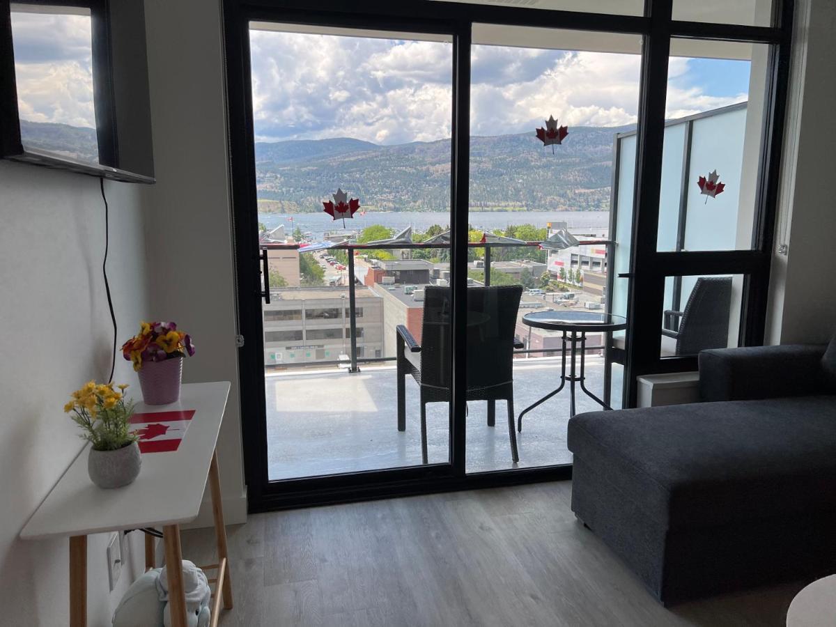Amazing Brand New Lakeview Condo Downtown Келоуна Экстерьер фото